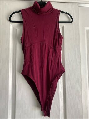 Sleeveless Turtleneck One-Piece in Deep Wine